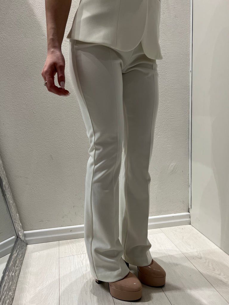 ViCOLO•Tuta intera jumpsuit bianca con bottoni gioiello