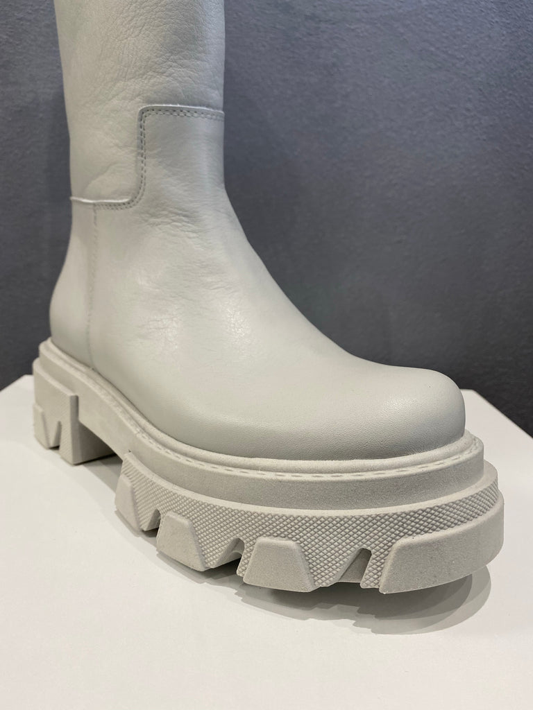 L’estrosa-Combat boots alti ghiaccio