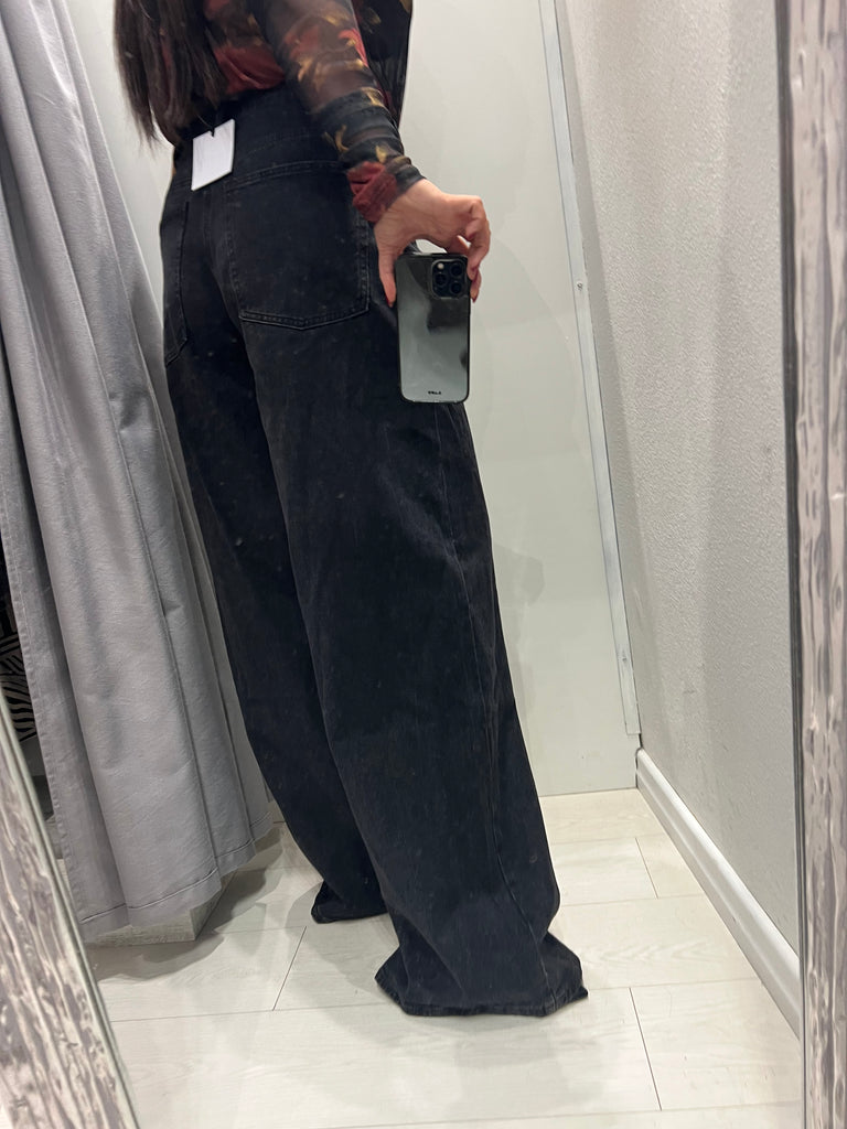 LUMINA•Jeans ampio nero abbottonatura asimmetrica