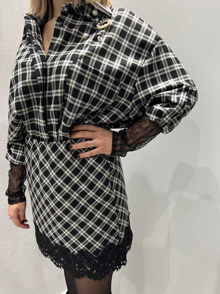 HaveOne•Camicia check bianco nero maniche pizzo