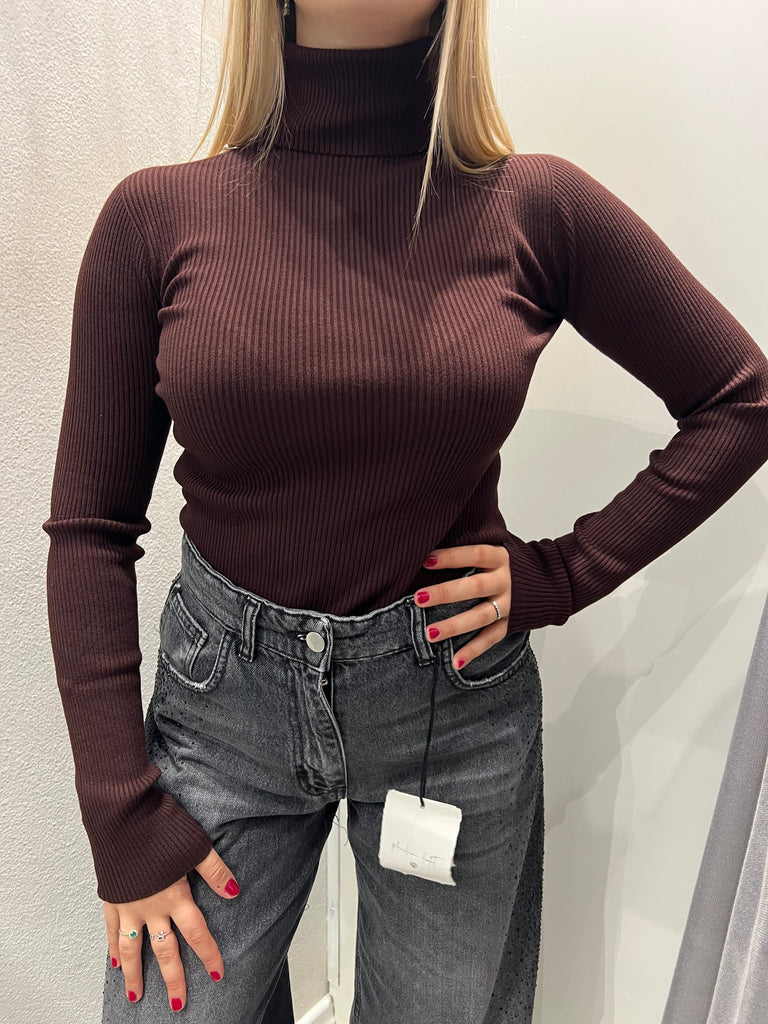 KONTATTO•Dolcevita a costine•Più colori