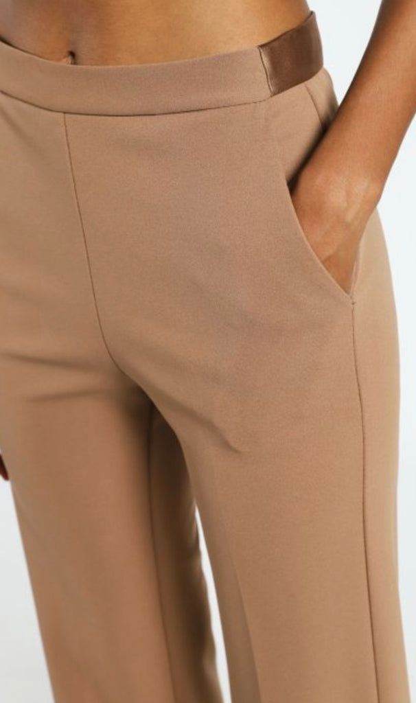 IMPERIAL•Pantalone flare cammello con raso in vita