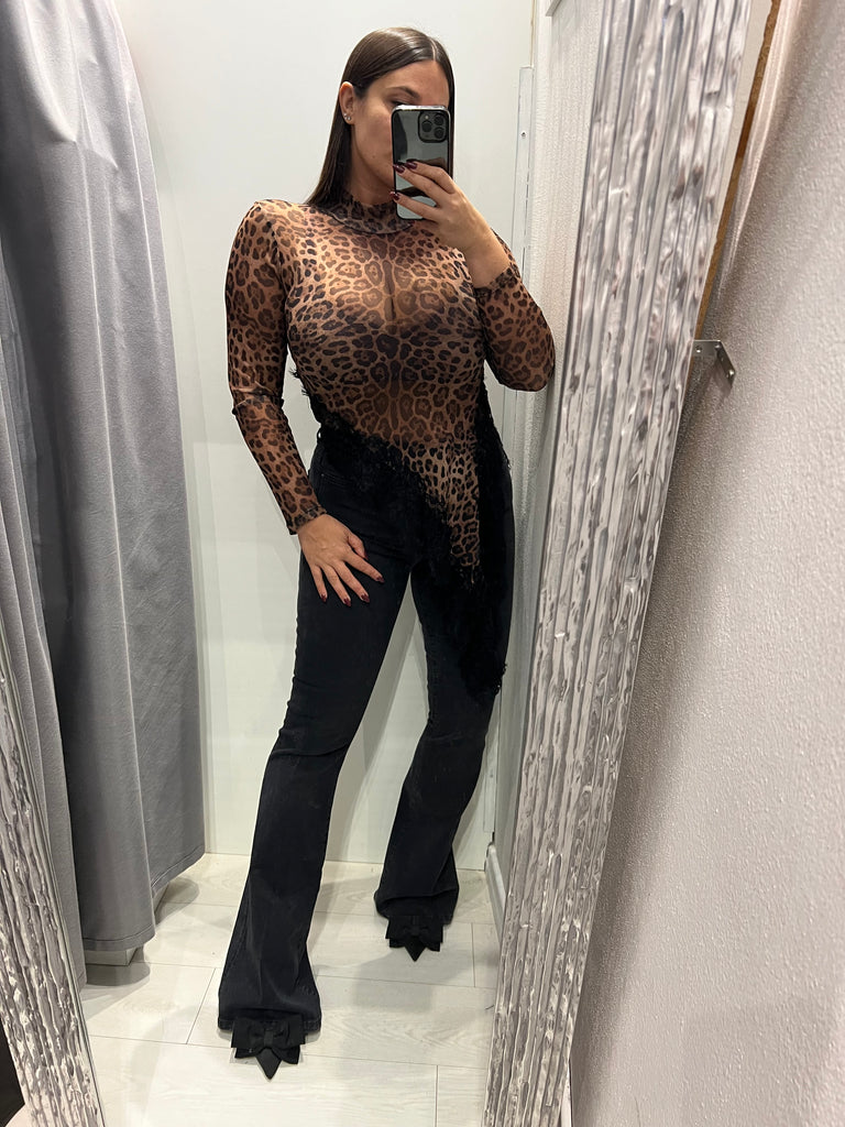 ViCOLO•Jeans zampa Gisele flare nero slavato