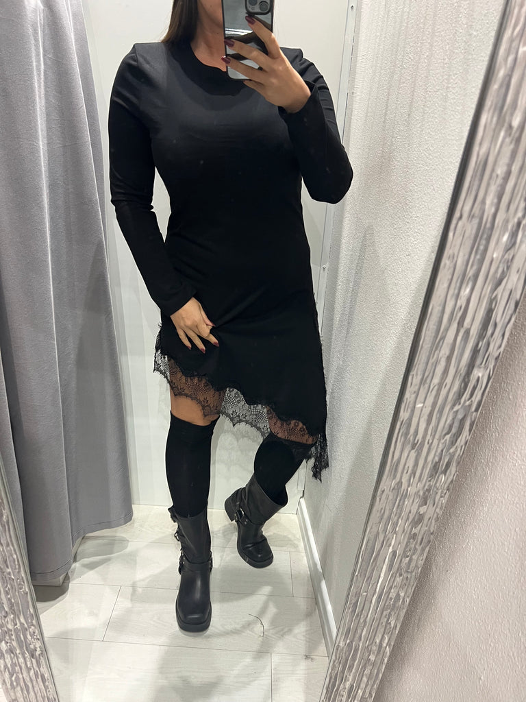 LUMINA•Abitino asimmetrico con pizzo e spacco•Nero