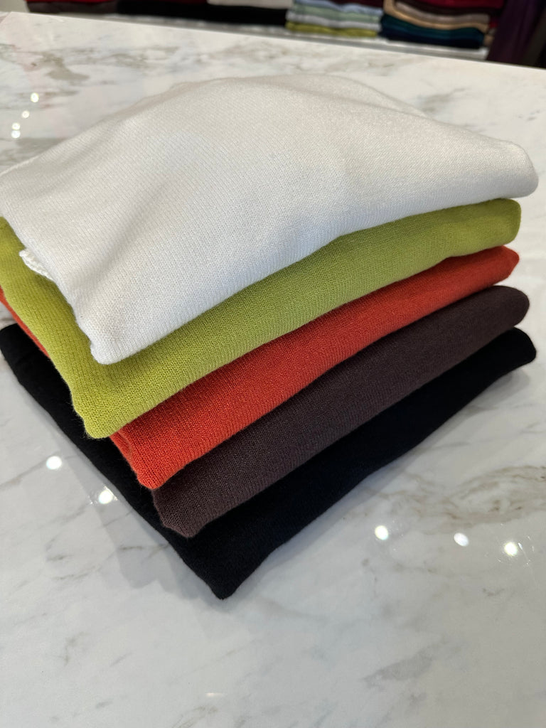 ViCOLO•Maglioncino scatoletta spalla scesa•Più colori