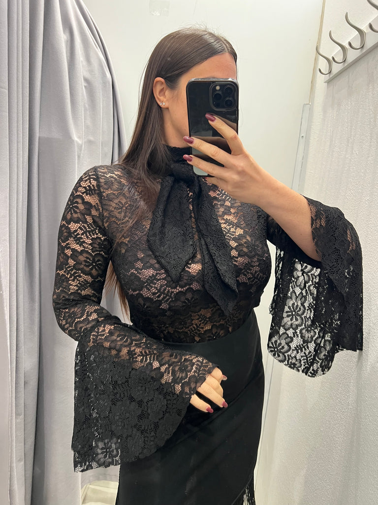 KONTATTO•Maglia pizzo manica campana