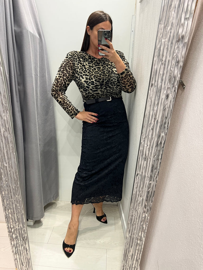 HaveOne•Gonna in pizzo con cintura