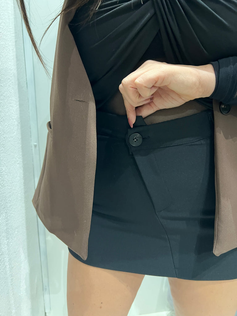 HaveOne•Gonna pantaloncino vita asimmetrica