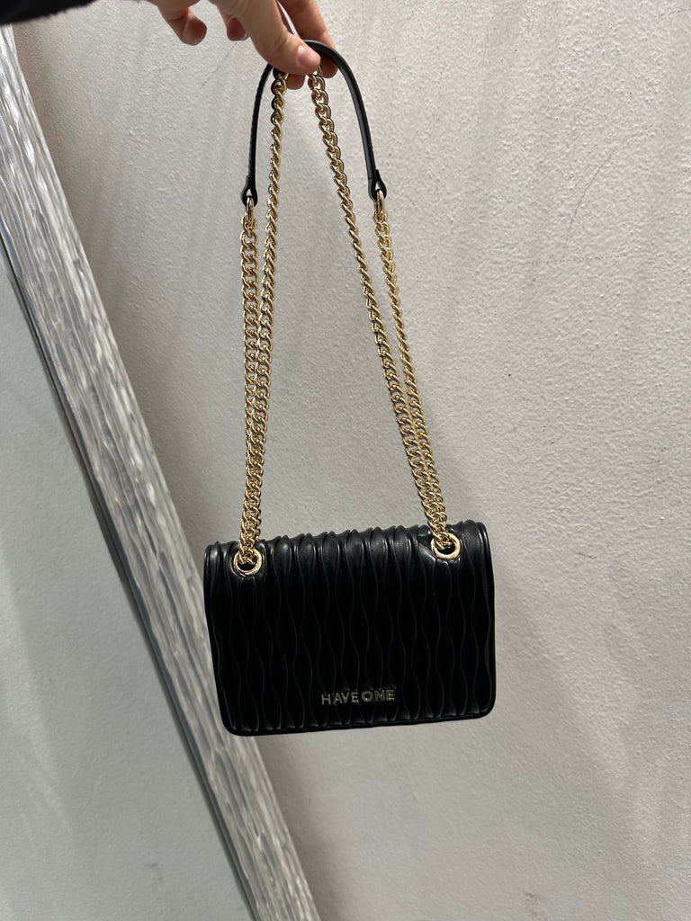 HaveOne•Borsa nera