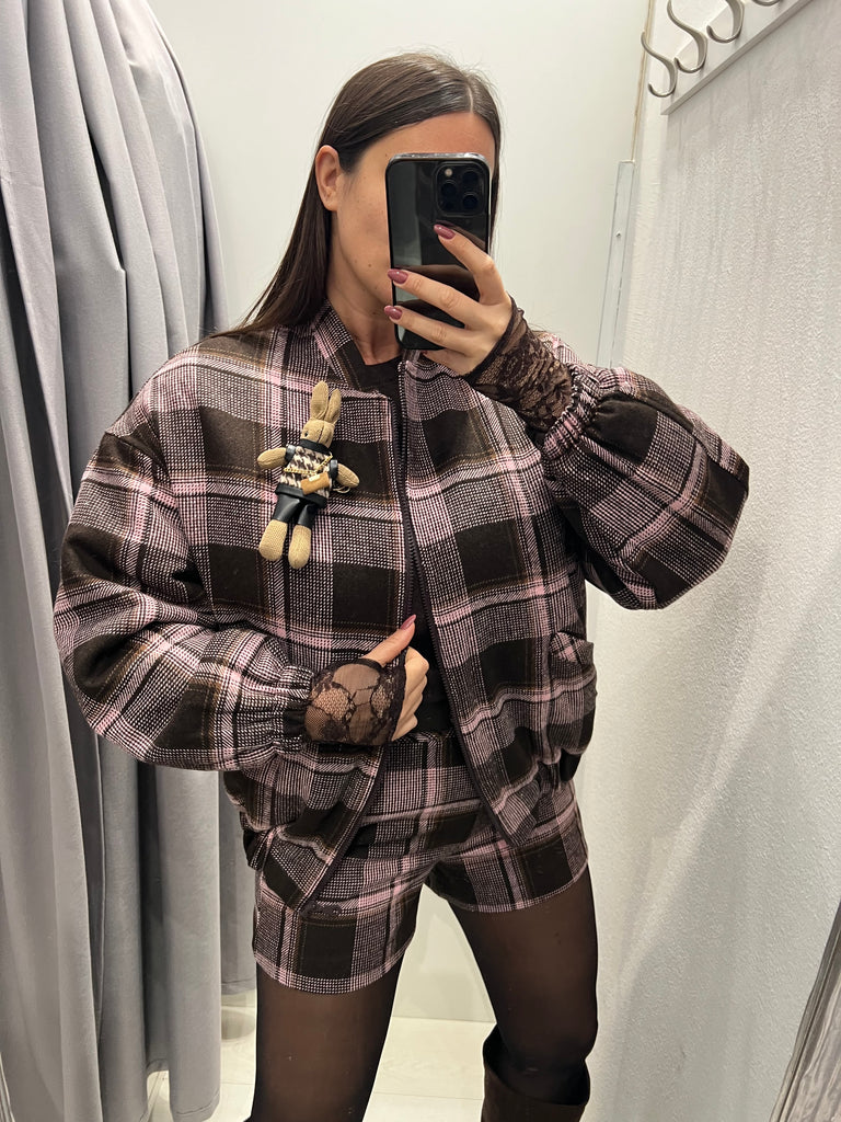 Philia Loft•Bomber check over con accessorio