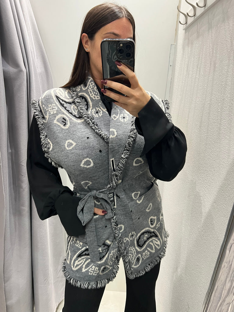 BLK30 KONTATTO•Cardigan smanicato stampa bandana•Più colori