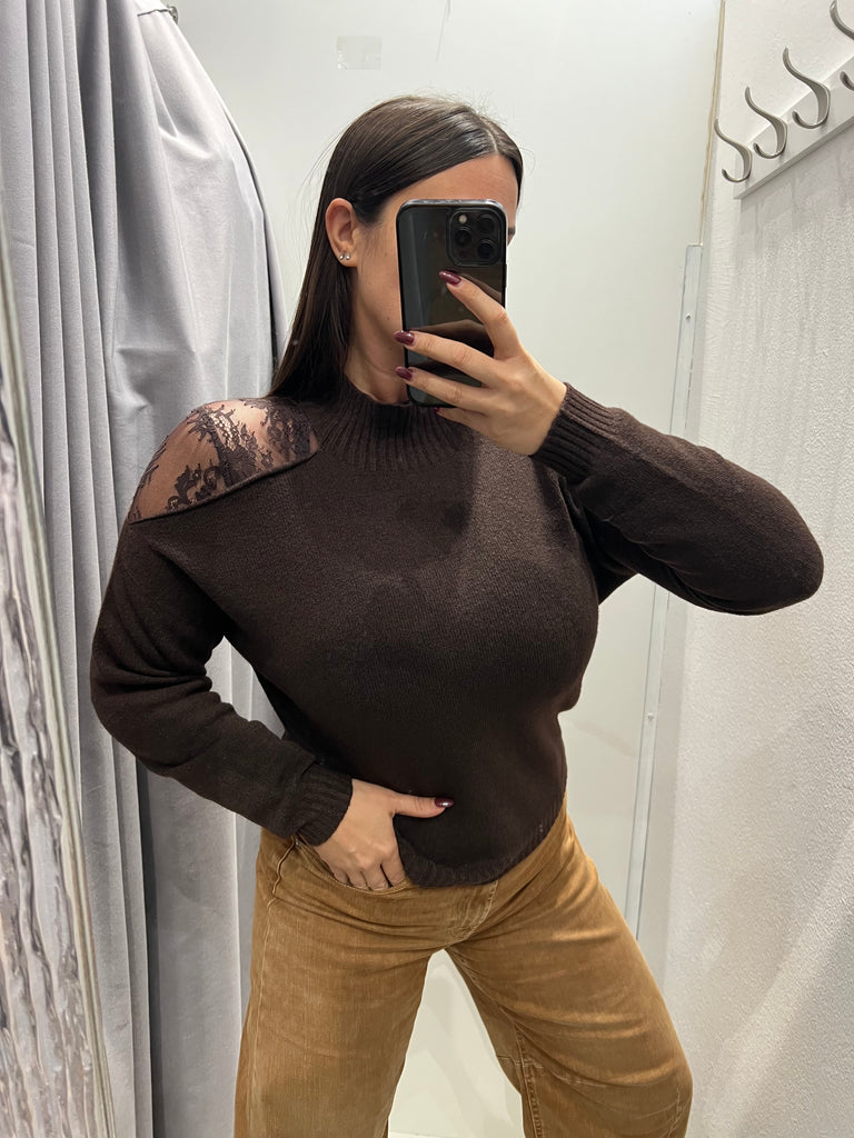 Susy Mix•Maglioncino lupetto spalla sinistra scoperta •Più colori