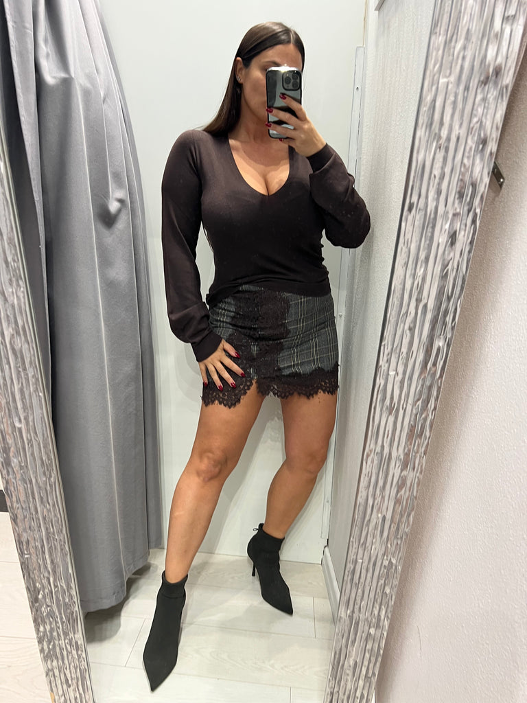 BLK30 KONTATTO•Maglioncino scollo V•Più colori