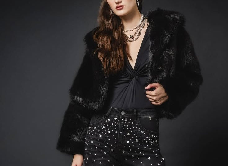 Philia Loft•Body scollo V arriccio