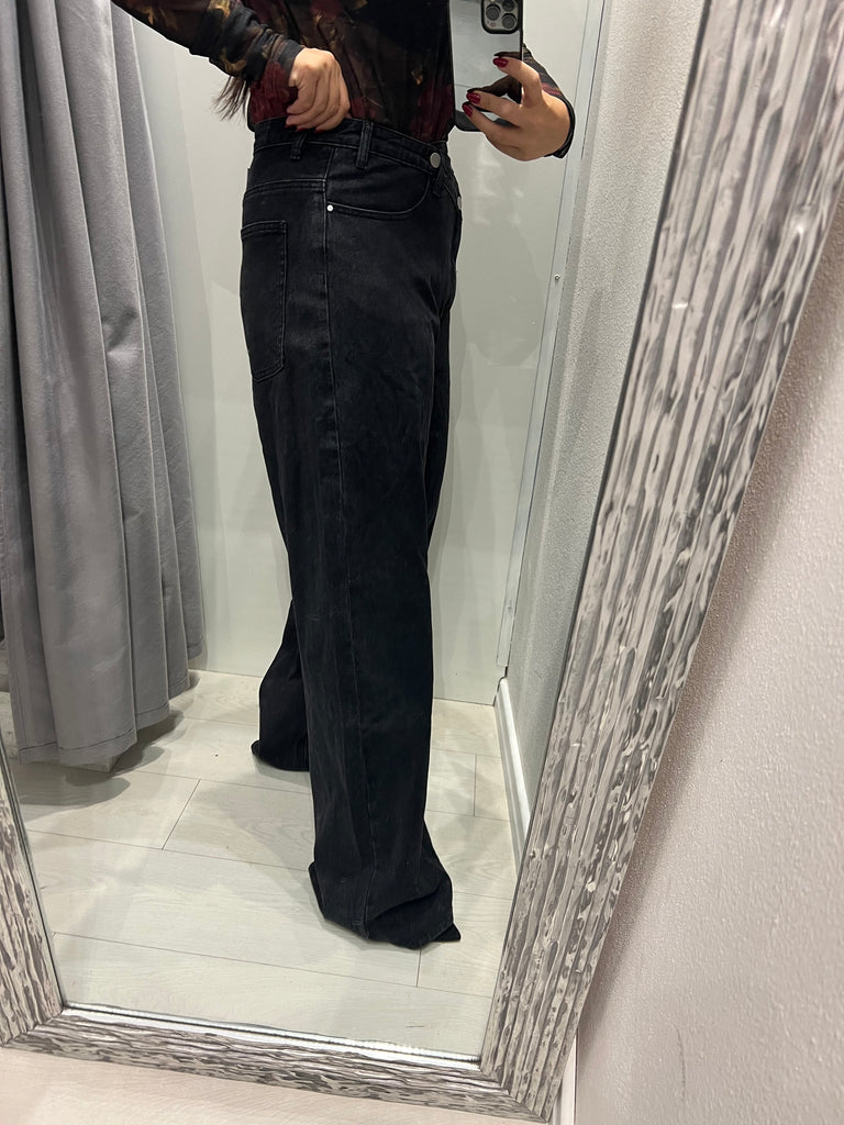 LUMINA•Jeans ampio nero abbottonatura asimmetrica