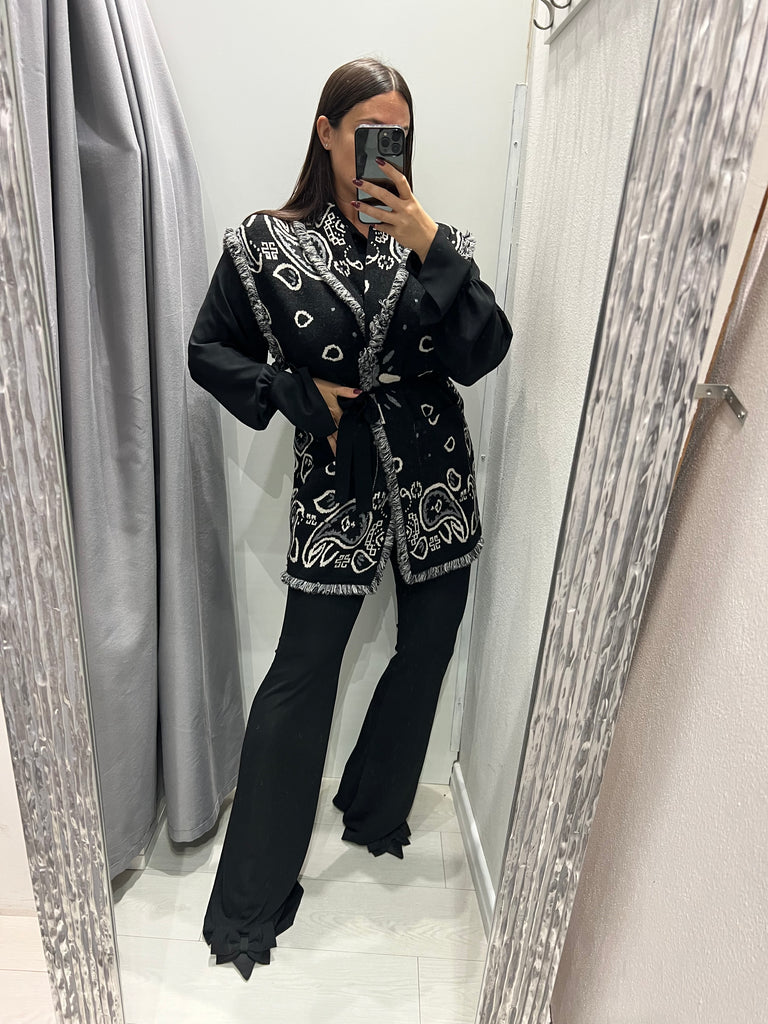 BLK30 KONTATTO•Cardigan smanicato stampa bandana•Più colori