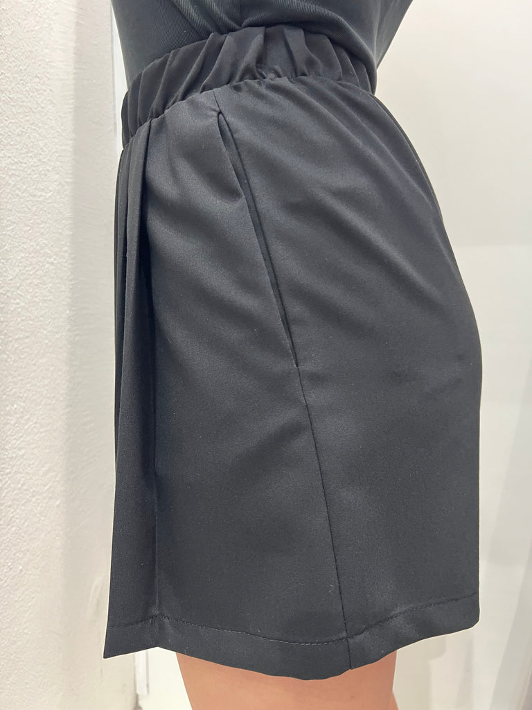 🚨IMPERIAL•Gonna pantaloncino nero