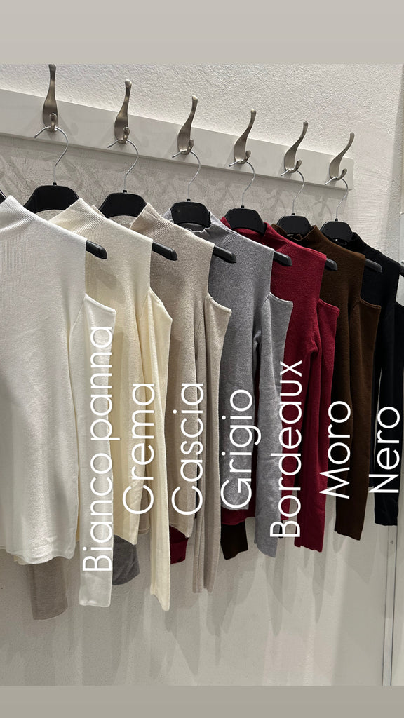 Maglioncino lupetto soffice viscosa apertura spalle•Più colori