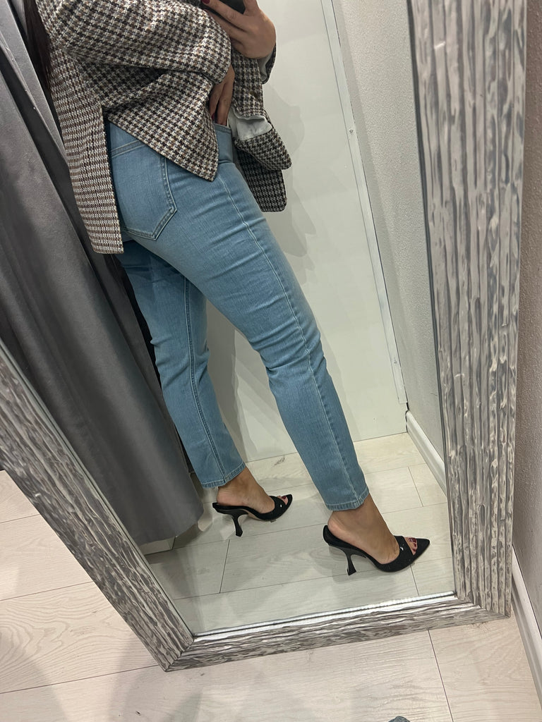 ViCOLO•Jeans skinny elasticizzato Daisy DD5088