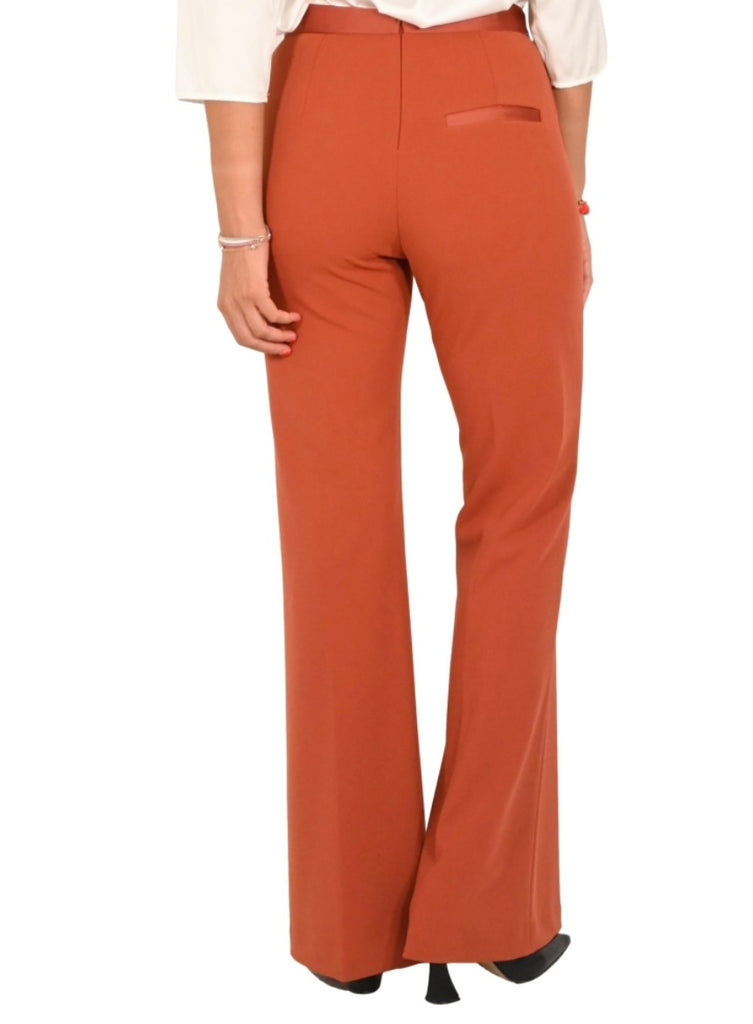 IMPERIAL•Pantalone flare con inserto in raso•Zucca