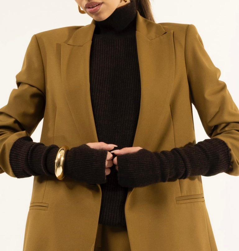 KONTATTO•Gilet spallotte con manicotti•Più colori