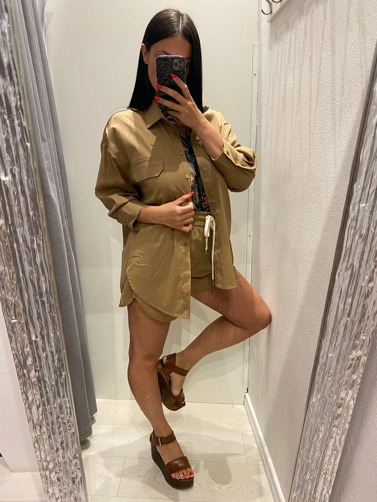 MSS💥ViCOLO•Camicia over in cotone•Cammello