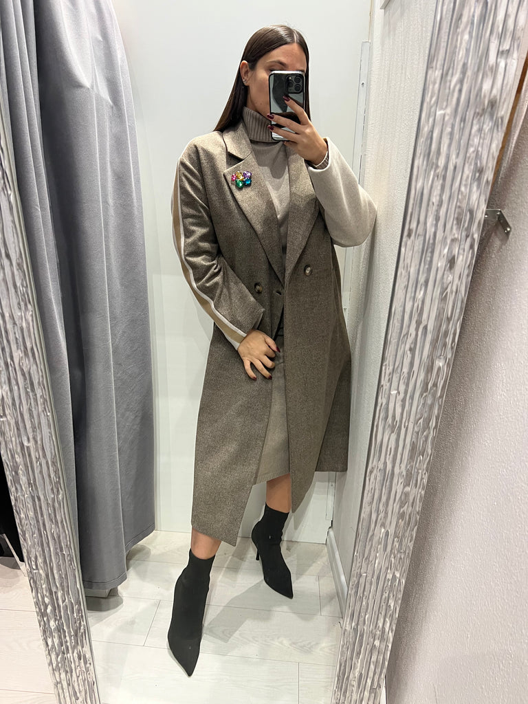 BLK30 KONTATTO•Cappotto bicolor con spilla