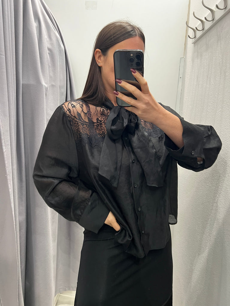 BLK30 HaveOne•Camicia ampia inserti pizzo