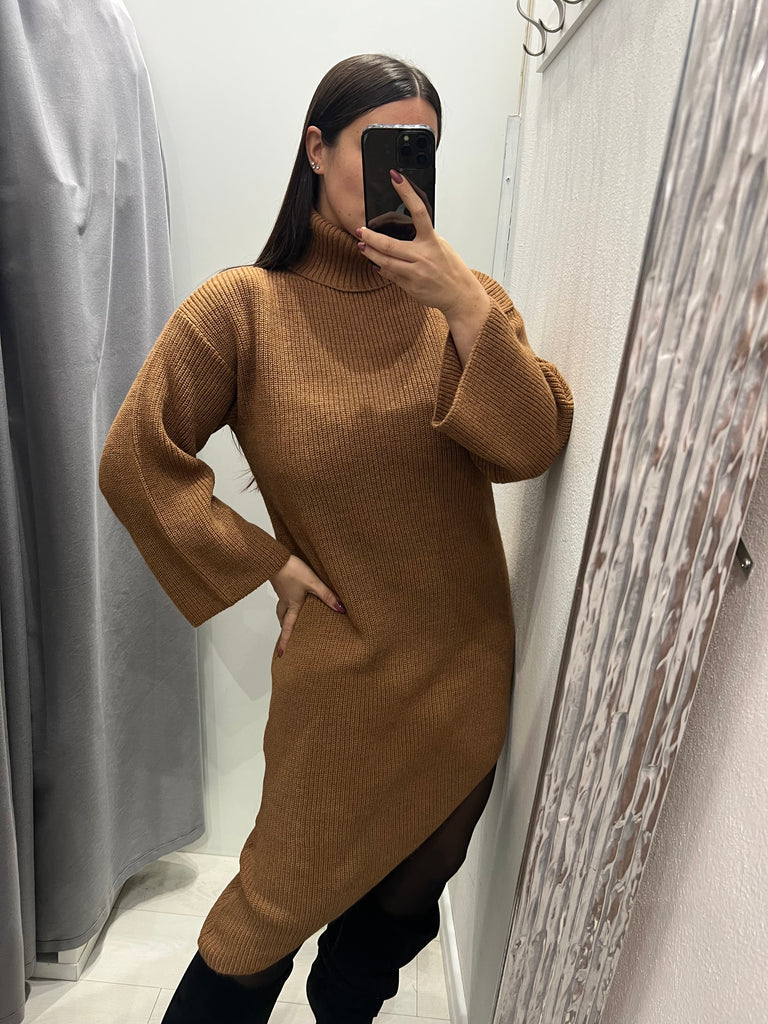 KONTATTO•Abito dolcevita finale obliquo•Più colori