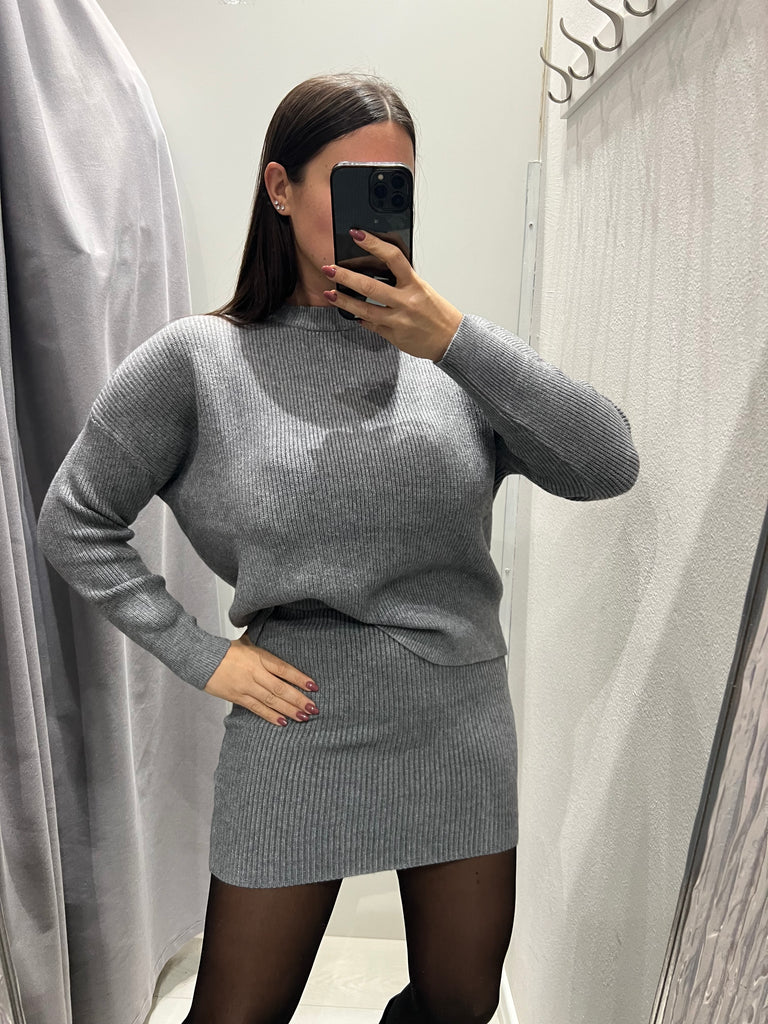 IN ARRIVO! HaveOne•Coordinato maglione e gonna costine•Più colori