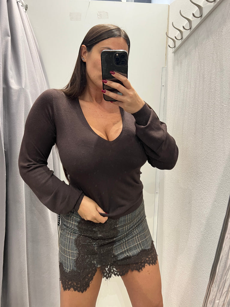 BLK30 KONTATTO•Maglioncino scollo V•Più colori