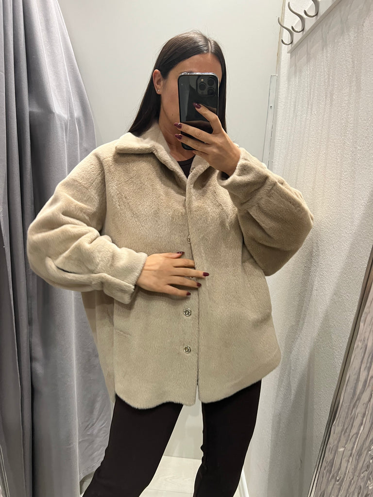 BLK30 Souvenir•Ecopelliccia beige taglio camicia