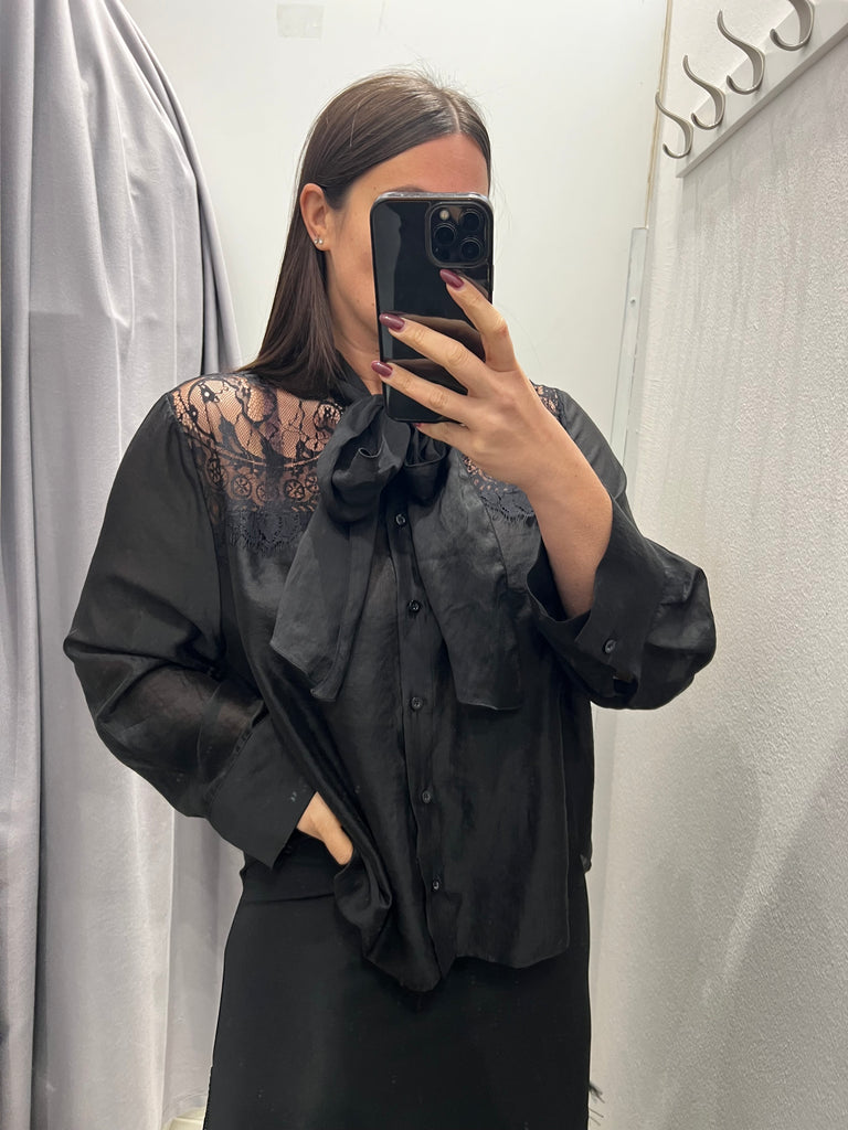 BLK30 HaveOne•Camicia ampia inserti pizzo