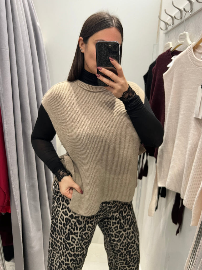 BLK30 HaveOne•Maglione gilet davantino lacci laterali•Più colori