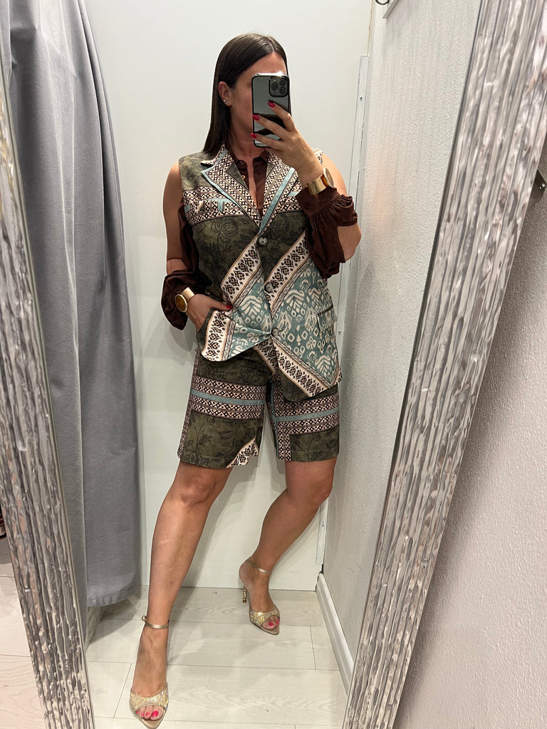 🚨ViCOLO•Gilet stampa etnica militare