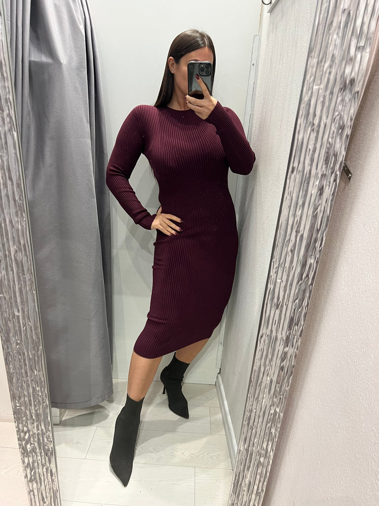 KONTATTO•Abito lungo in maglia a coste•Più colori