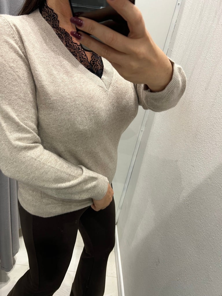 BLK30 ViCOLO•Maglioncino scollo V pizzo•Più colori