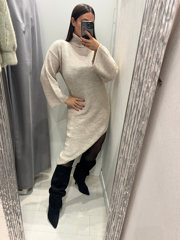 KONTATTO•Abito dolcevita finale obliquo•Più colori