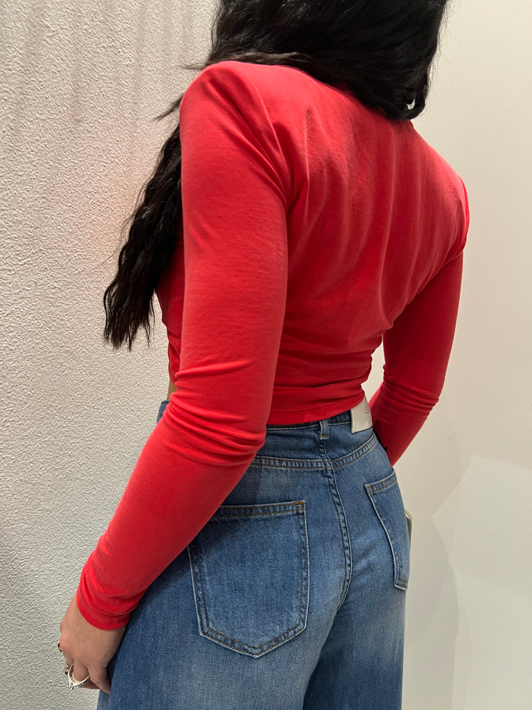 HaveOne•Maglia crop rosso corallo con anello piercing