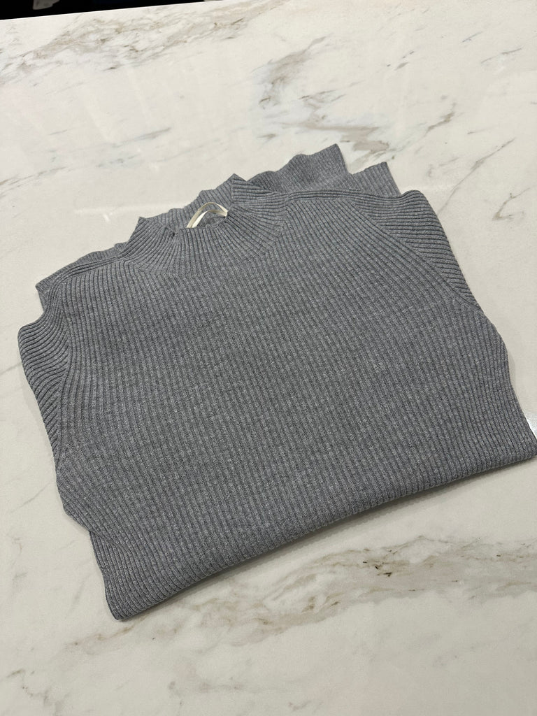 KONTATTO•Lupetto a costine manica campana•Più colori