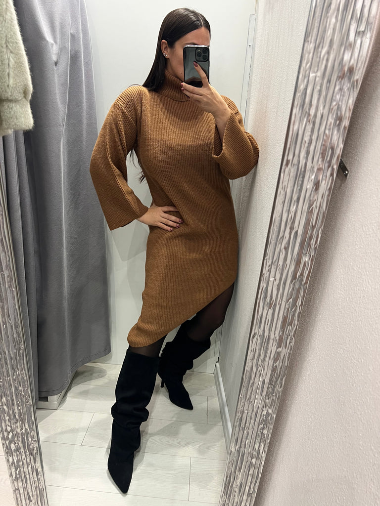 KONTATTO•Abito dolcevita finale obliquo•Più colori