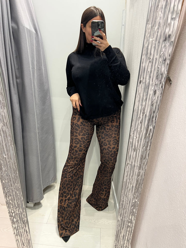 ViCOLO•Pantalone flare elasticizzato maculato