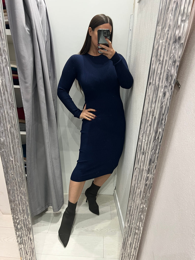 KONTATTO•Abito lungo in maglia a coste•Più colori