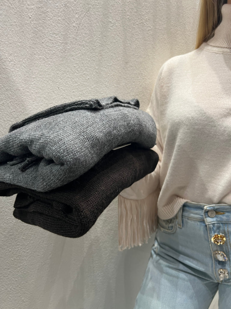 ViCOLO•Maglione dolcevita scatoletta frange