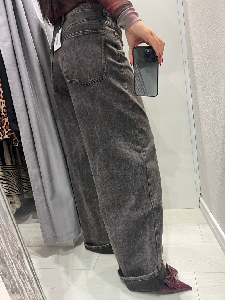LUMINA•Jeans ampio moro abbottonatura asimmetrica