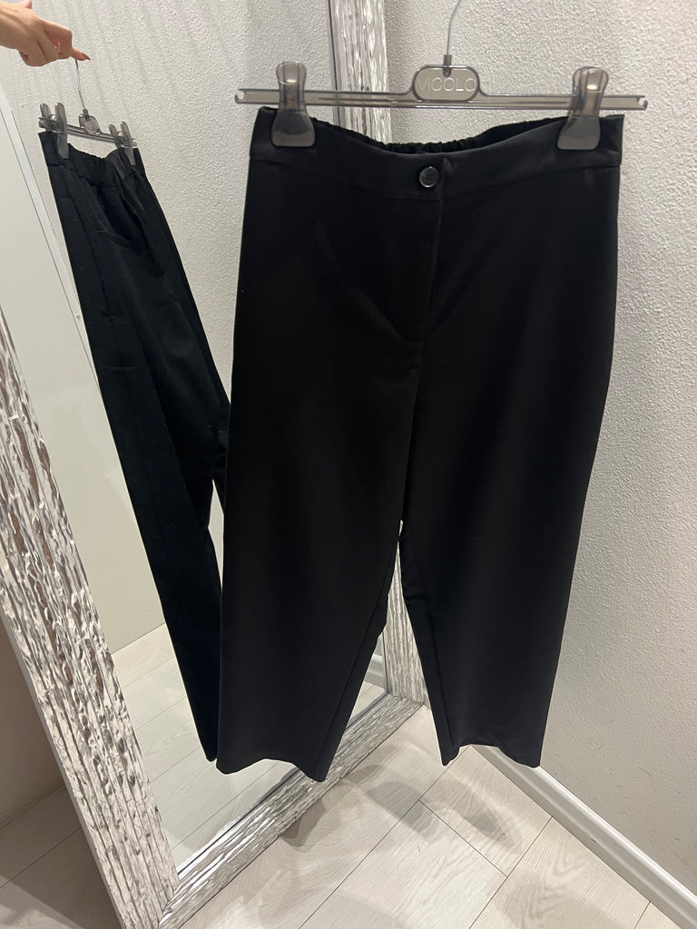 ViCOLO•Pantalone basic nero con elastico e bottone