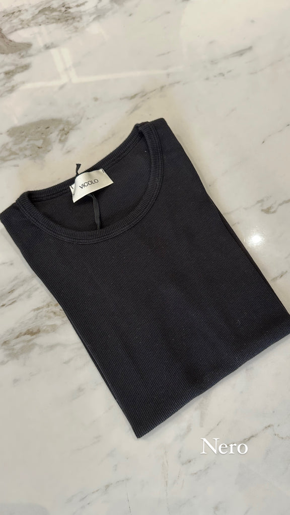 EVER ViCOLO•T-shirt a costine•Più colori