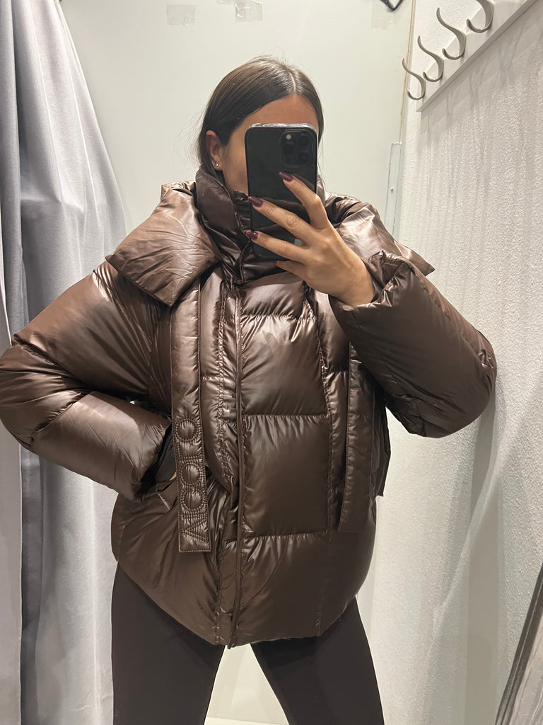 ViCOLO•Giubbino piumino con cappuccio bottoni calamita