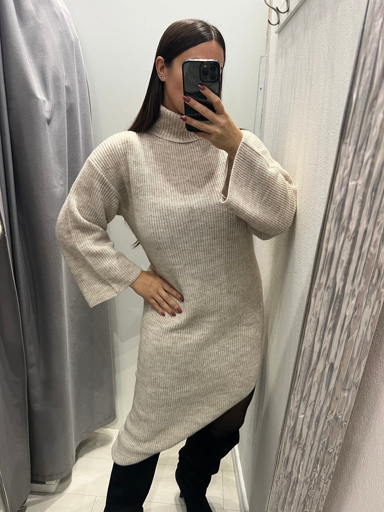 KONTATTO•Abito dolcevita finale obliquo•Più colori