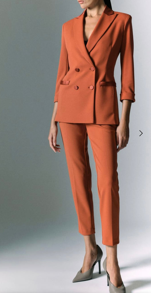 IMPERIAL•Pantalone con fascia in raso in vita•Zucca